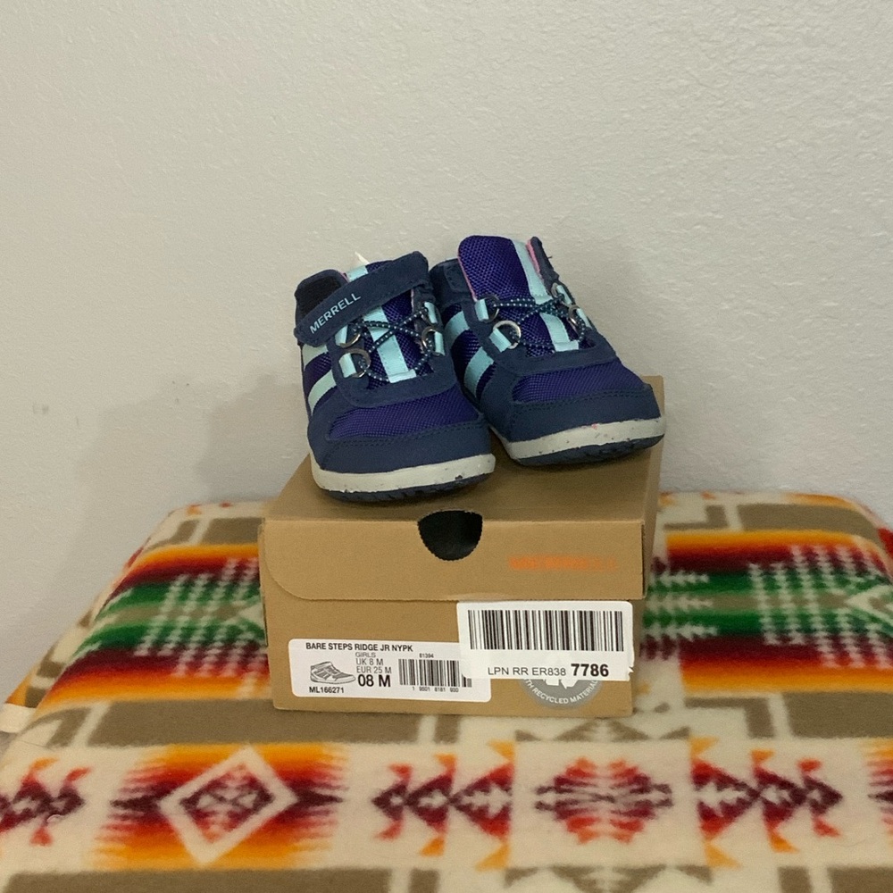 Merrell Kids' Navy and Purple boots size 8